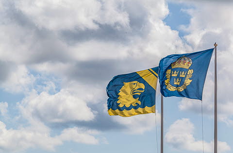 Flaggor Polisen och Kustbevakningen